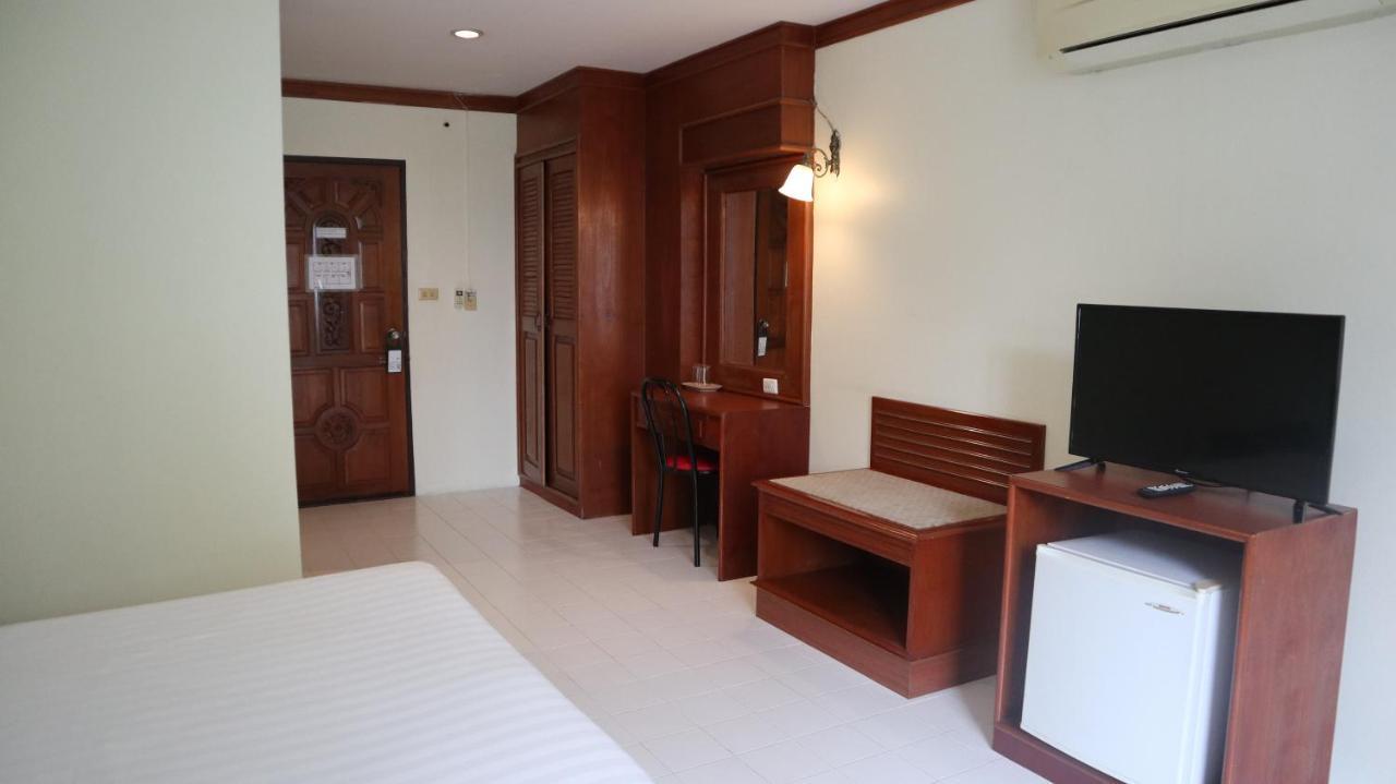Hotel Patong Triple P Exterior foto